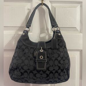 COACH AUTENTIC BEAUTIFUL HANDBAG 🖤